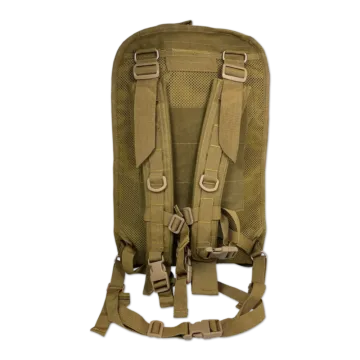 The NORSE RESCUE® Light Medic Bag is an essential backpack for medical professionals, offering ample storage and organizational options for essential equipment. Designed for comfort and efficiency, it features adjustable shoulder straps for weight distribution and a Velcro area for personalization with a bag patch (patch sold separately).