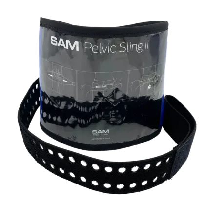 The SAM Pelvic Sling II, endorsed by trauma surgeons worldwide, is the first force-controlled pelvic belt designed to effectively stabilize pelvic fractures. This scientifically proven device ensures correct application pressure to prevent further injury during critical first aid interventions. Simple to use, it fits most of the population and is essential for the early management of traumatic pelvic injuries.